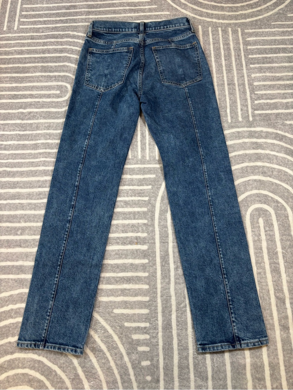 Gap Jeans, High-Rise Straight Front Seam, Stone Wash Denim, Size 2, 26R, 26x30 - Picture 3 of 10